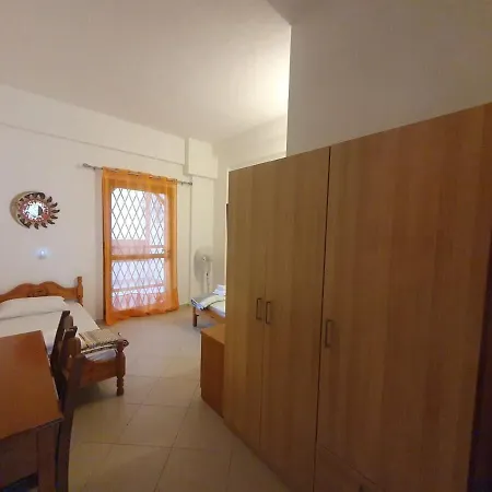 Zoe's House Apartment Skiathos Town