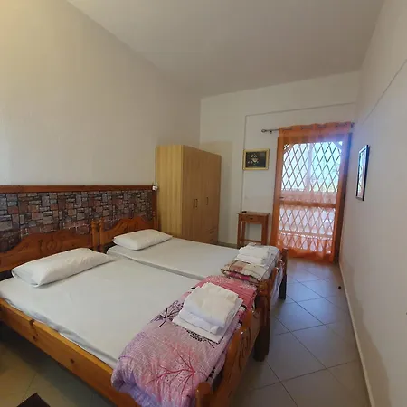 Zoe's House Apartment Skiathos-Stadt